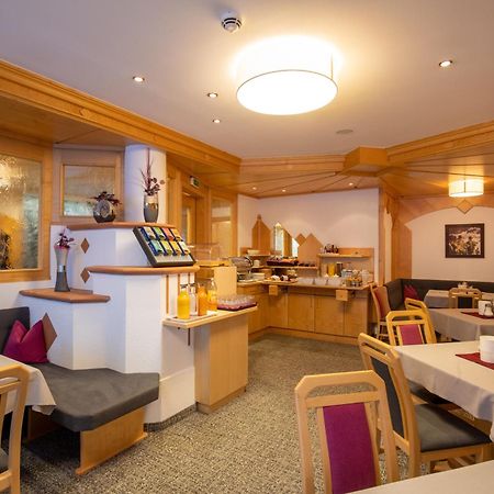 Hotel Garni Subretta イシュグル エクステリア 写真