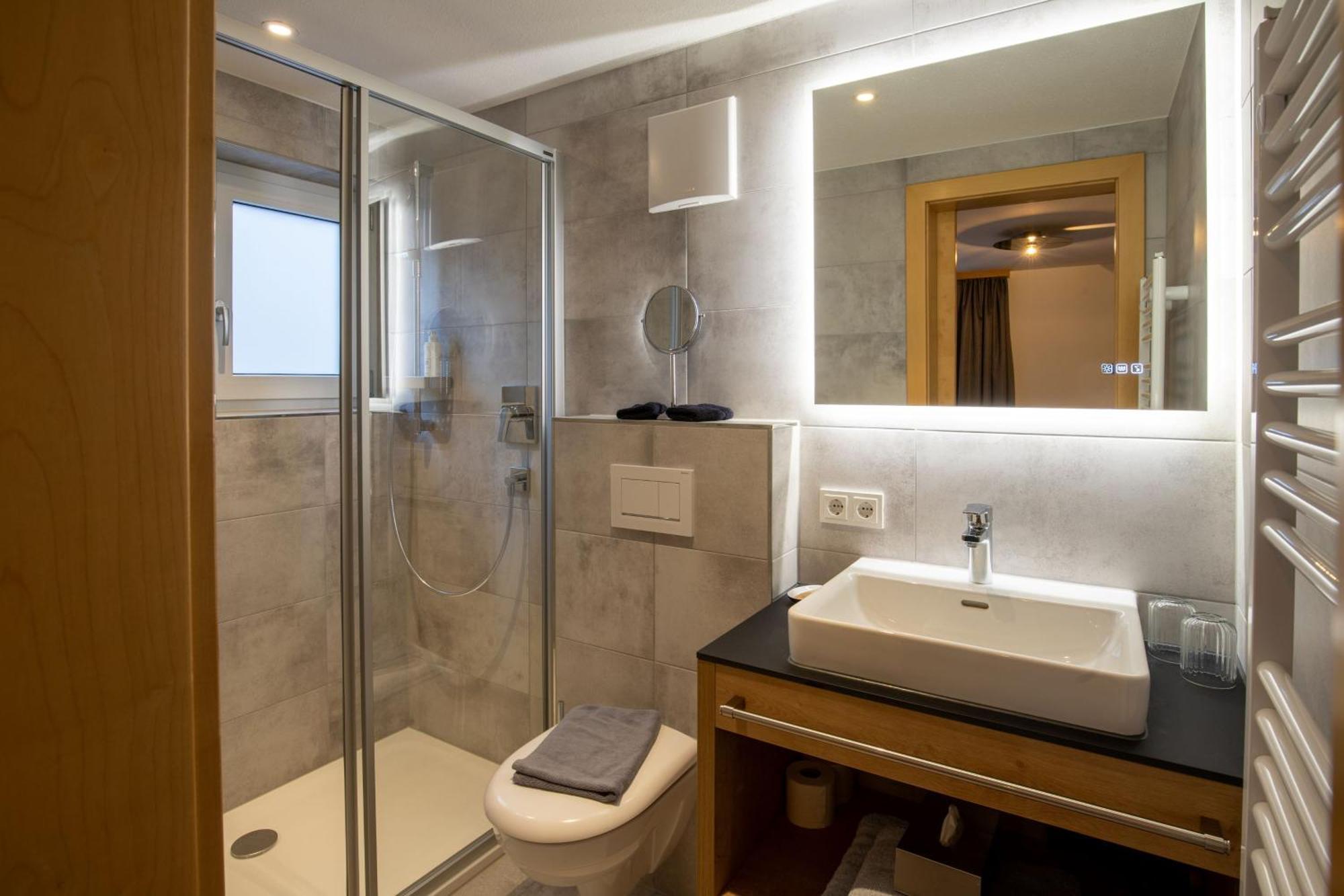 Hotel Garni Subretta イシュグル エクステリア 写真